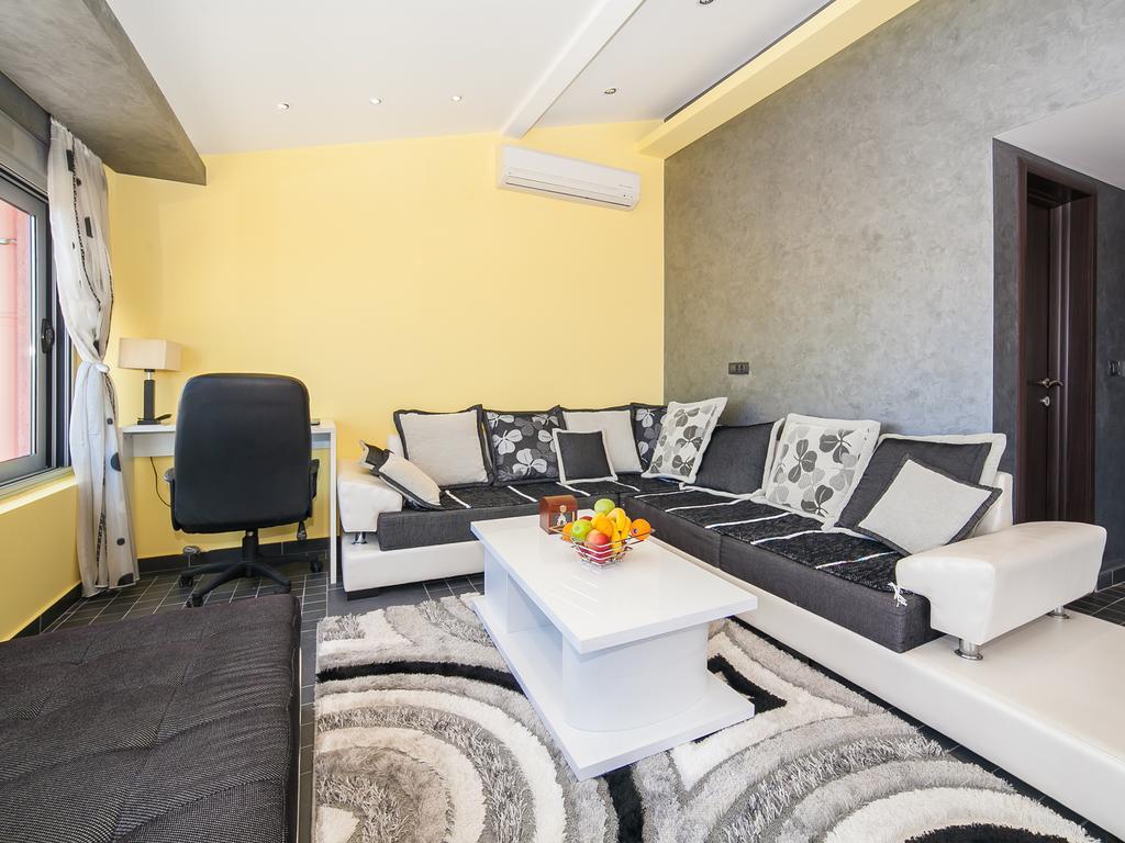 Apartments Princess View Свети-Стефан Экстерьер фото